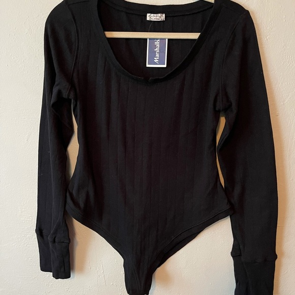Free People black bodysuit - Picture 3 of 4